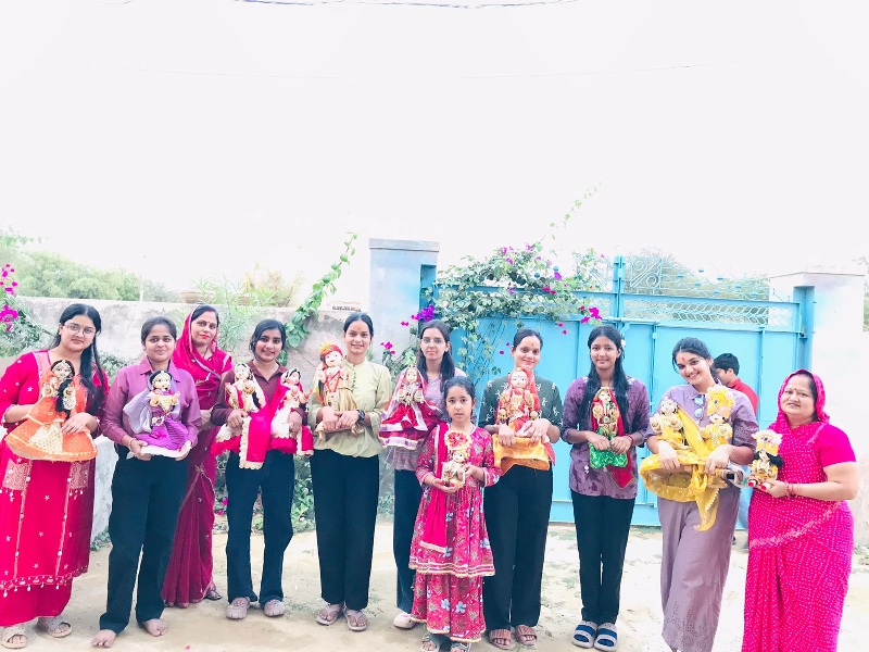 घुड़लो घुमेला जी घुमेला……गणगौर पूजन परवान पर,कस्बे में हर मोहल्ले में निकले गवर के बनोरे,देखे फोटोज