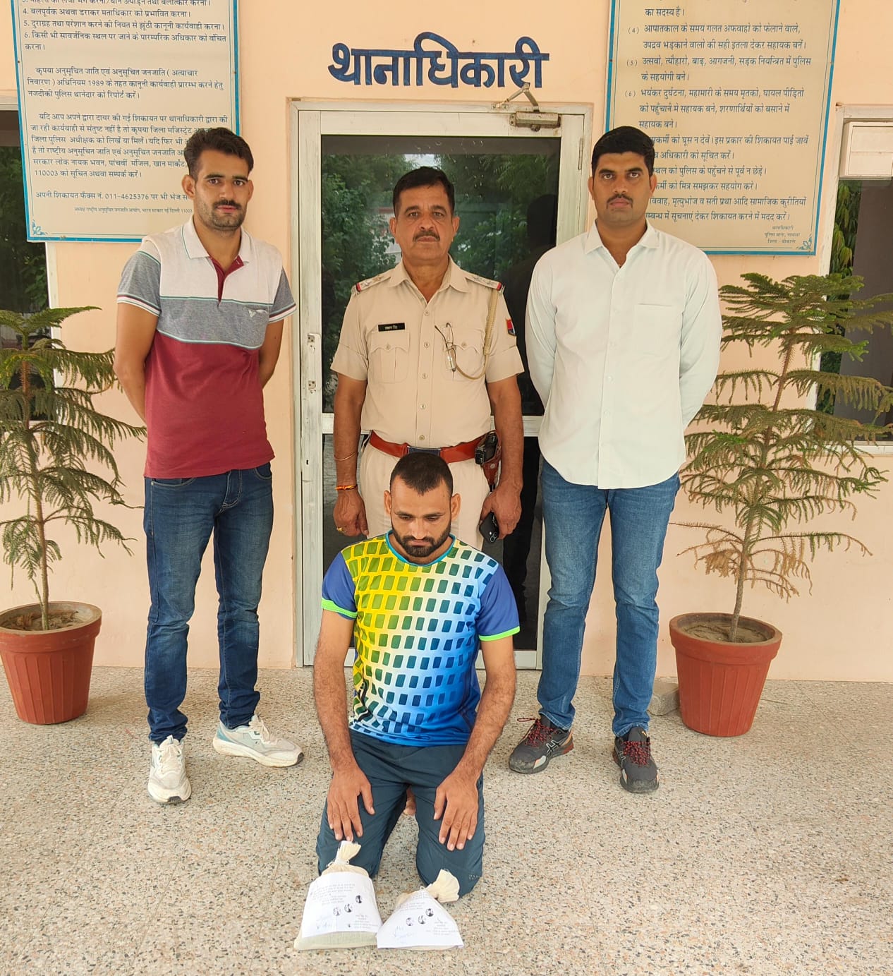 काली माता मंदिर के पास सींथल बाईपास सड़क पर 1 किलो 900 ग्राम अफीम सहित युवक गिरफ्तार,नापासर थाना पुलिस व डीएसटी की सयुंक्त कार्यवाई