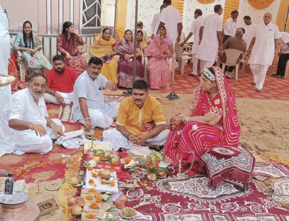 गांधी चौक में होगा भगवान श्रीराम का भव्य मंदिर निर्माण,करनाणी परिवार ने कराया भूमि पूजन,श्रद्धालुओ में खुशी की लहर