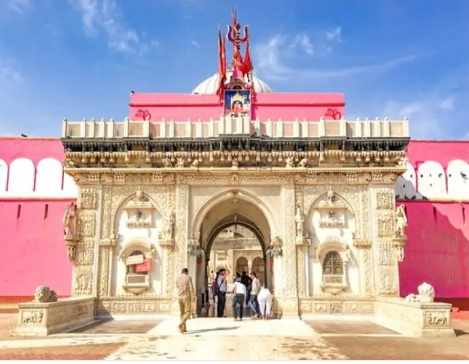 देशनोक करणी माता मंदिर 24 घंटे रहेगा खुला,नवरात्रि में लाखों श्रद्धालु करेंगे दर्शन, देशनोक में भारी वाहनों की एंट्री बन्द